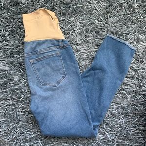 Maternity Jean Capris